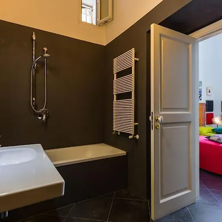 Apartament 4p Casa *